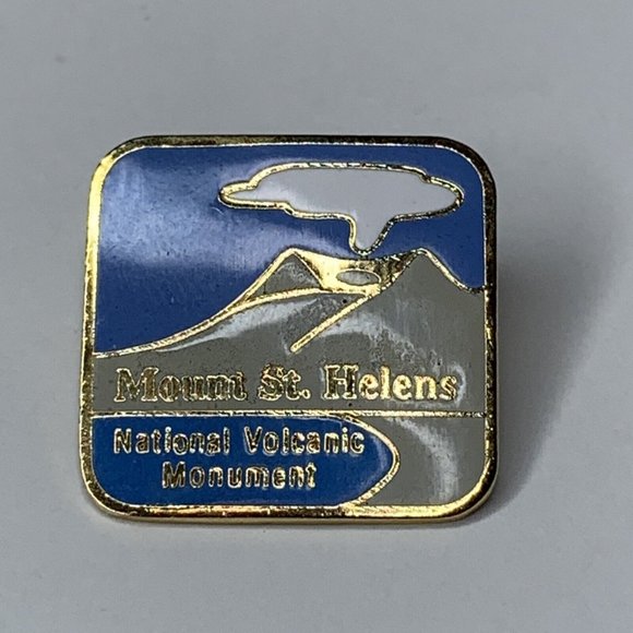 Mount St. Helens National Volcanic Monument Souvenir Pin-Washington Volcano - Picture 1 of 6
